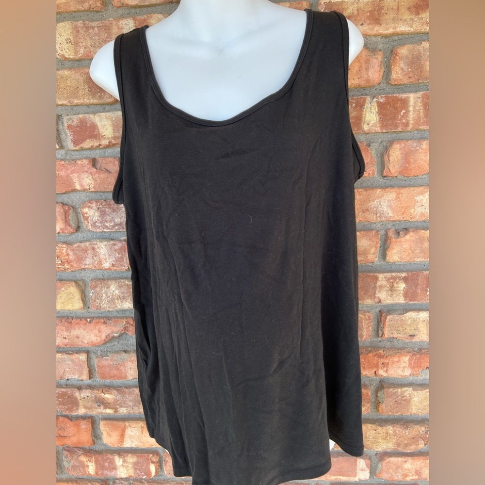 Terra Sky Black Sleeveless Women's Top